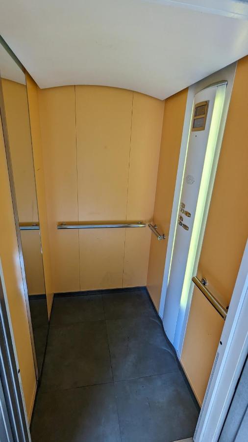 Downtown Fiume, Underground Garage Within The Property Exterior photo